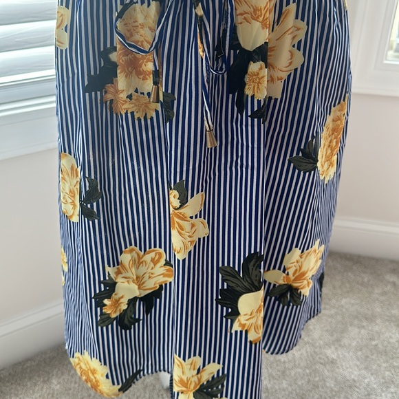 NEVERWORN woman’s dress - Picture 5 of 10